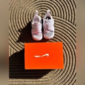 Nike Flex Runner Baby Kids Pink Foam Mesh Walking Shoes Strap Retails $40 w/ Box